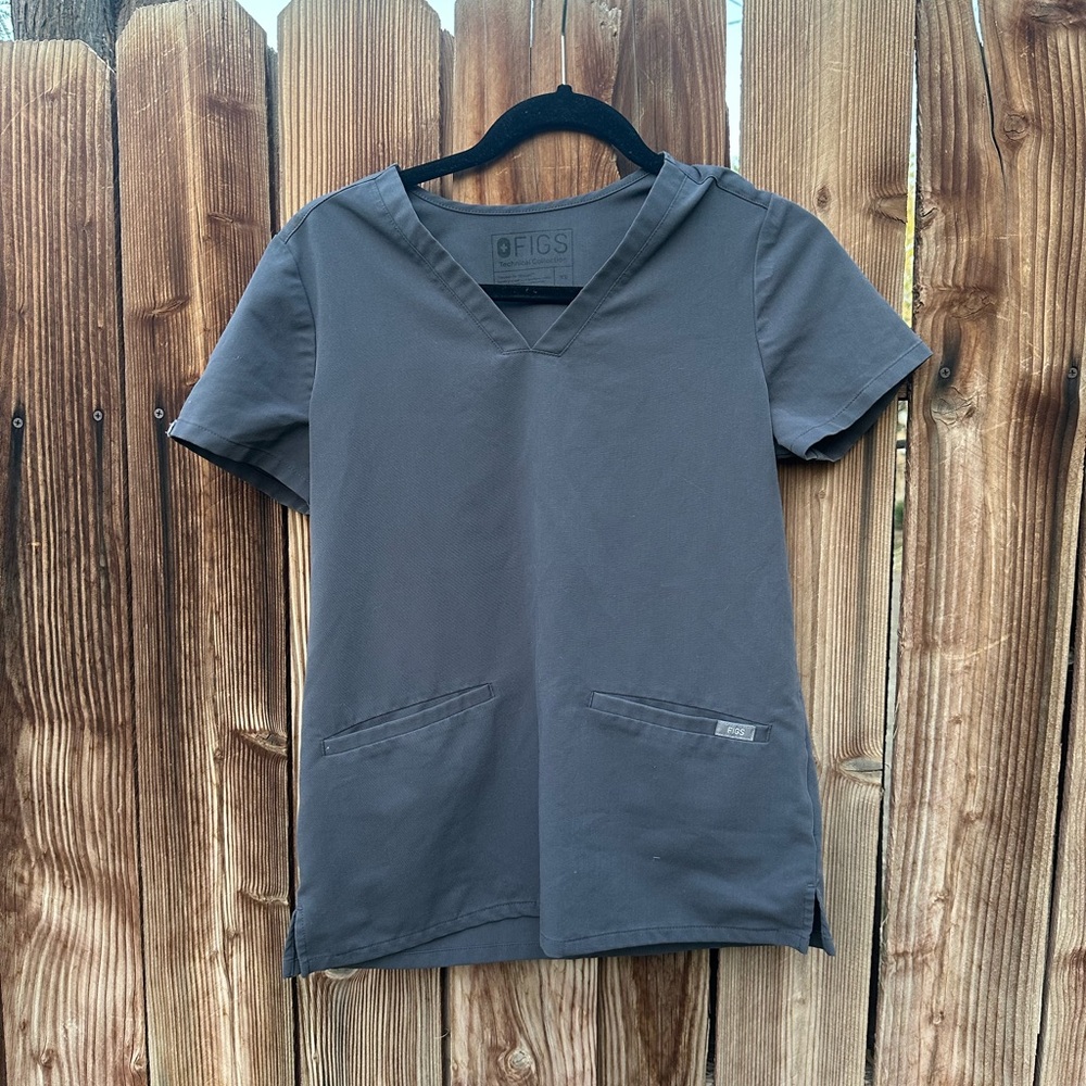 Figs Charcoal Scrub Top